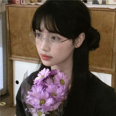 四季之春 封面
